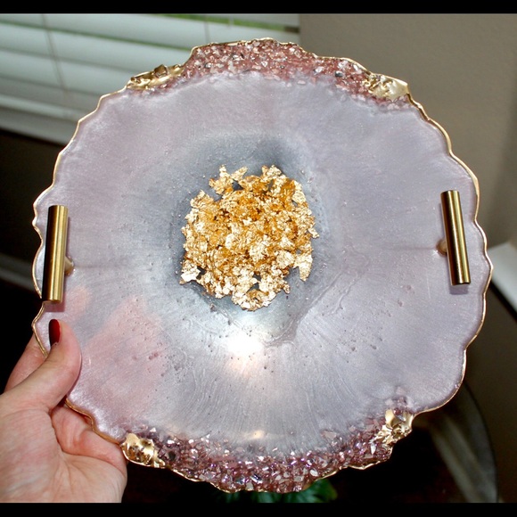 Handmade Blush Round Resin Tray With Handles And Coasters - Picture 6 of 8